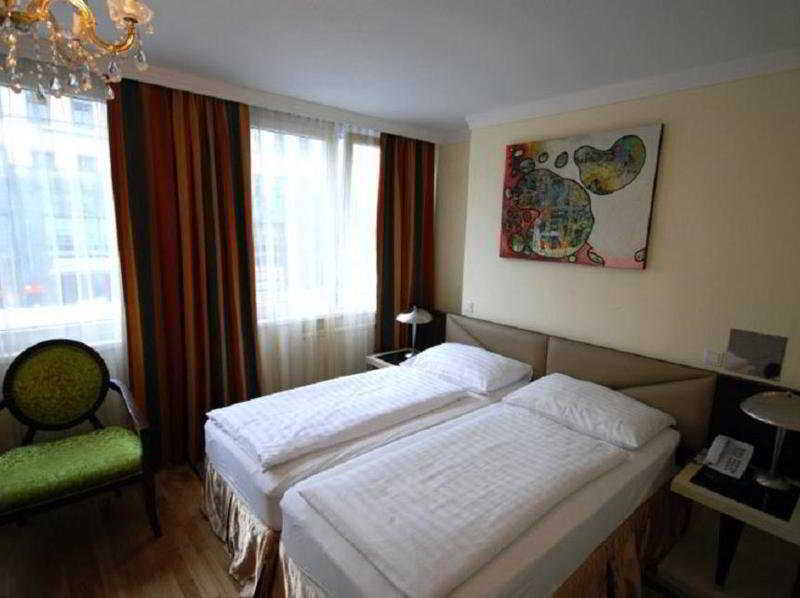 Hotel Attaché Viena Habitación foto